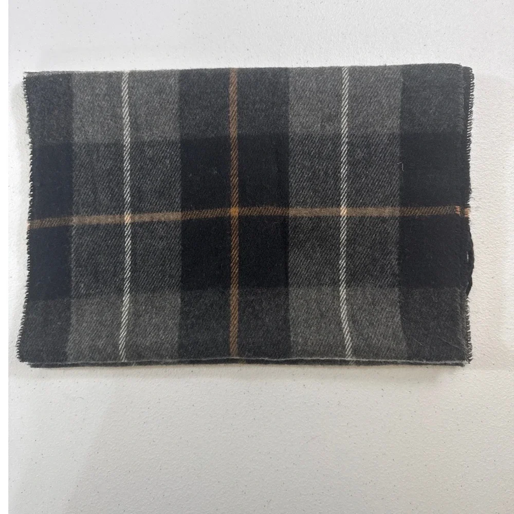 Made in Italy Grey Plaid Acrylic Fringe Scarf‎ Black White Orange Accent